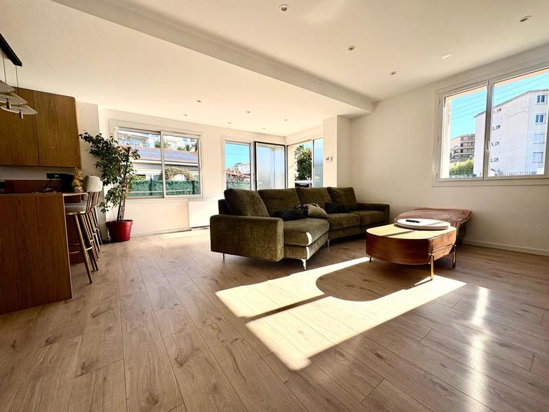 Maison - 81 m² - 3 pièces