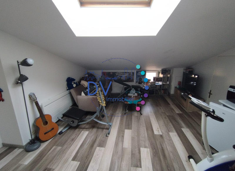 Maison - 135 m² - 6 pièces