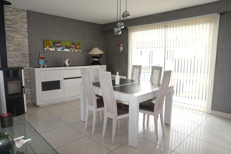 Maison - 91 m² - 5 pièces