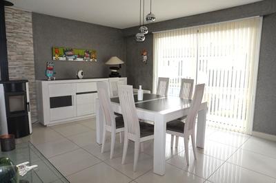 Maison - 91 m² - 5 pièces