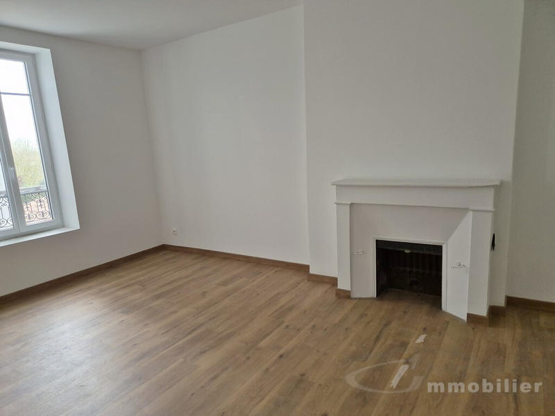 Maison - 216 m² - 7 pièces