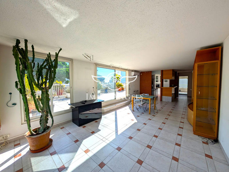 Appartement - 126 m² - 4 pièces