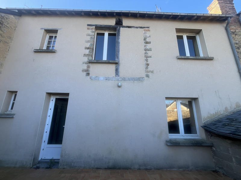 Maison - 96 m² - 4 pièces