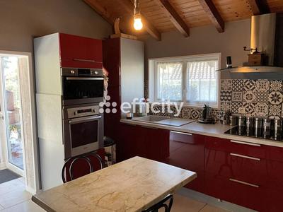 Maison - 160 m² - 5 pièces