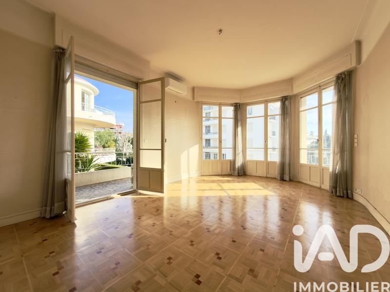 Appartement - 75 m² - 3 pièces