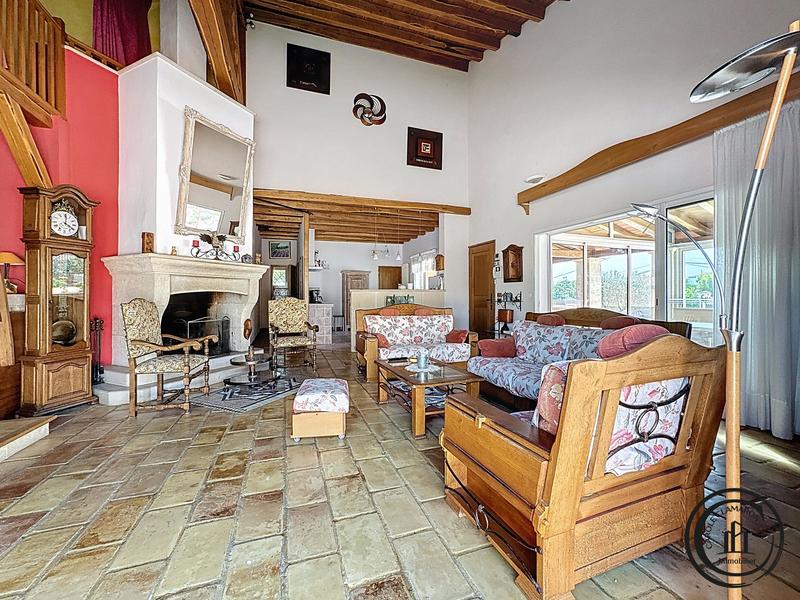 Maison - 149 m² - 5 pièces