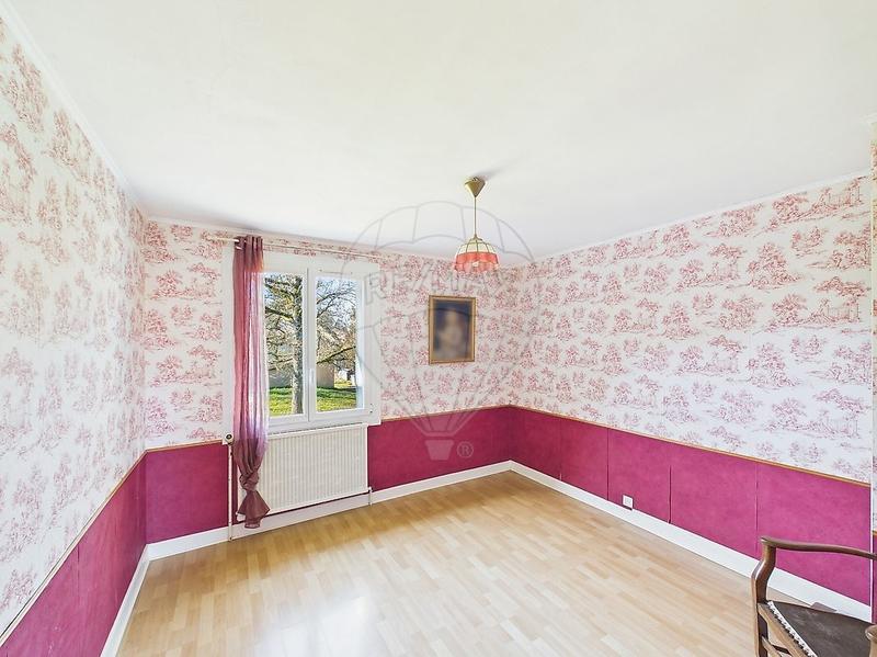 Maison - 95 m² - 7 pièces