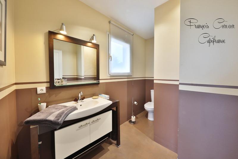 Maison - 210 m² - 6 pièces