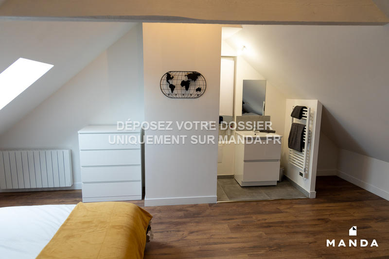Chambre - 23 m² - 9 pièces