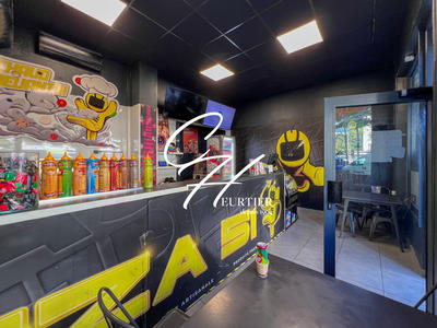 Local commercial - 64 m²