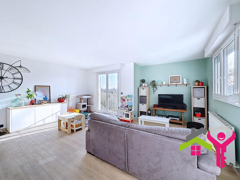 Appartement - 83 m² - 3 pièces