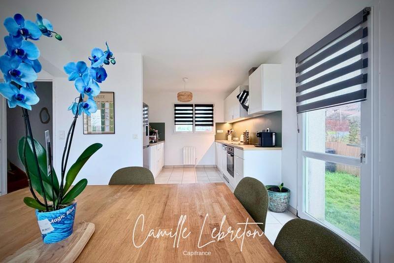 Maison - 87 m² - 5 pièces