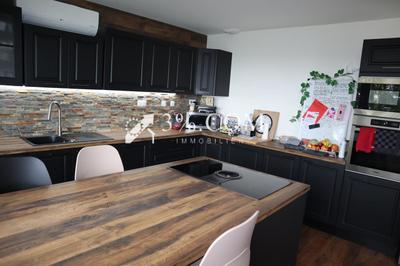 Maison - 175 m² - 5 pièces