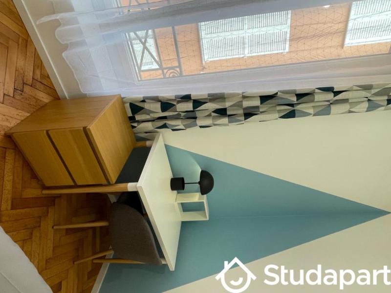 Chambre - 15 m² - 1 pièce