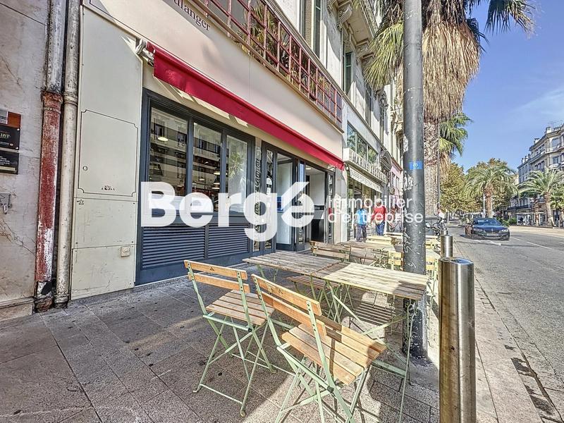 Local commercial - 195 m²