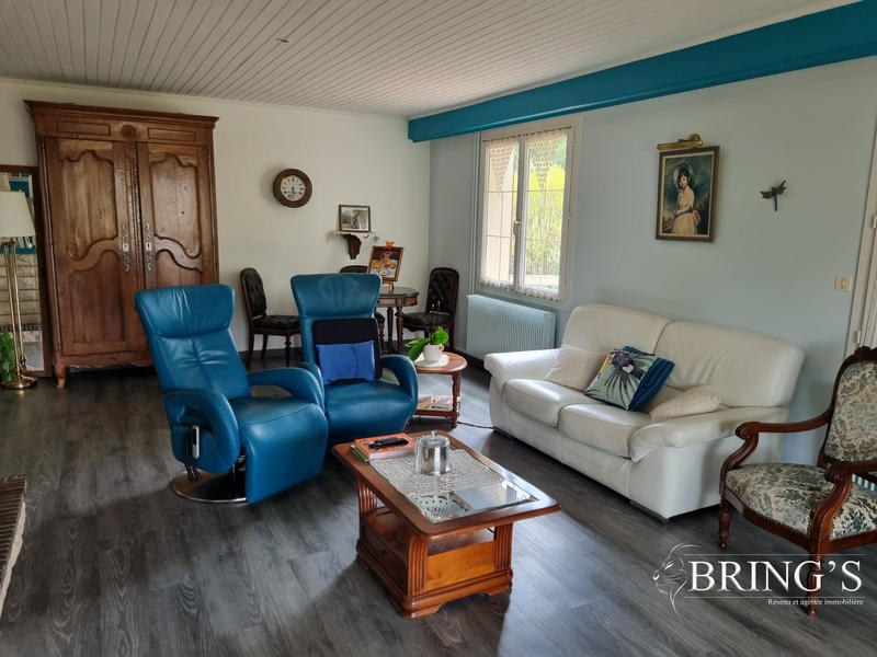 Maison - 204 m² - 8 pièces