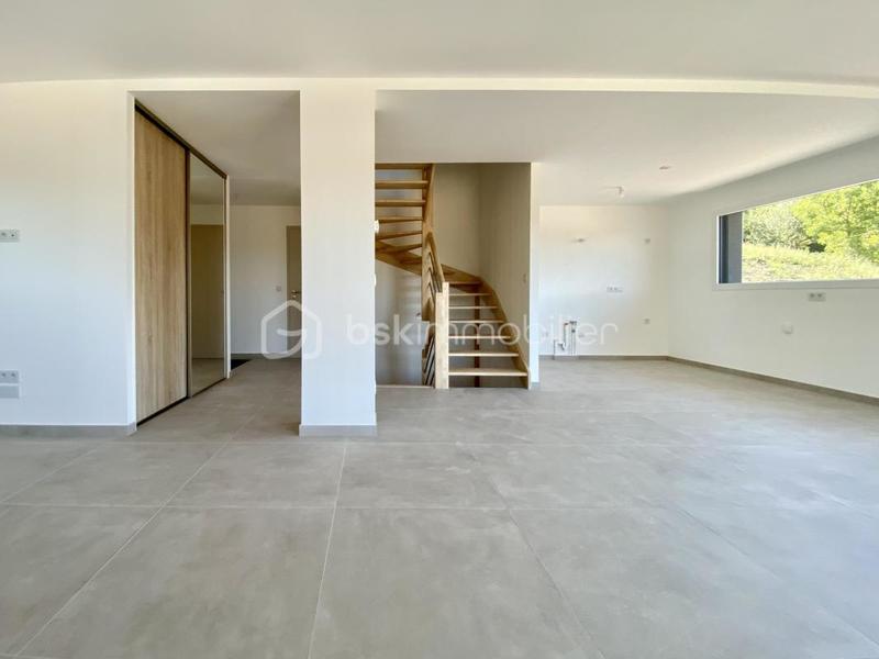 Maison - 154 m² - 5 pièces