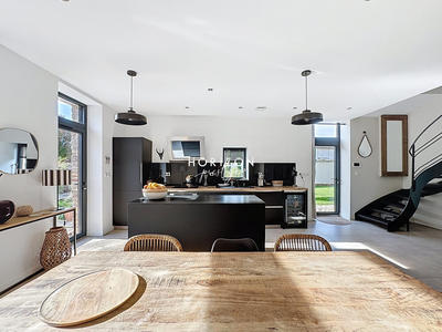 Maison ancienne - 145 m² - 7 pièces