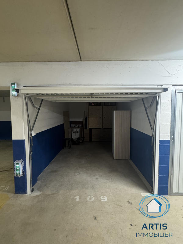 Parking / Garage - 15 m²