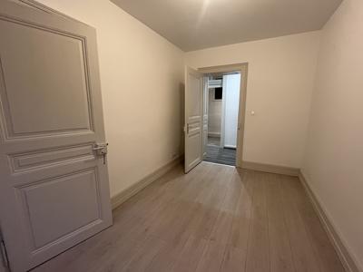 Appartement - 81 m² - 4 pièces