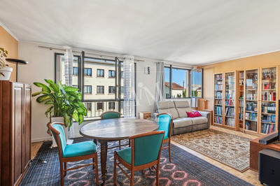 Appartement - 80 m² - 5 pièces