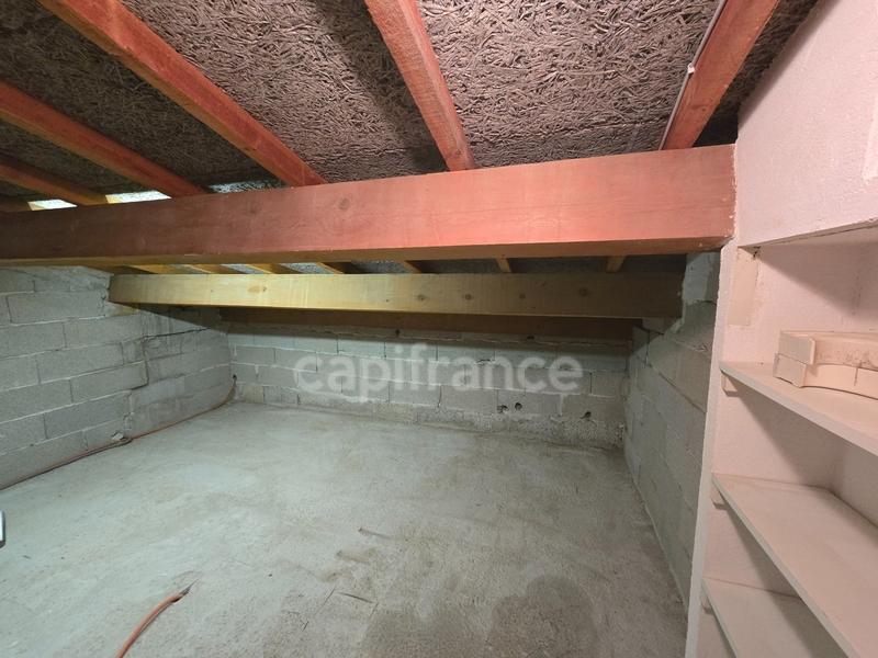 Maison - 180 m² - 5 pièces