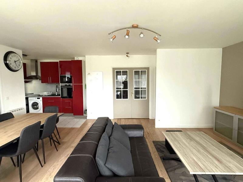 Appartement - 75 m² - 3 pièces
