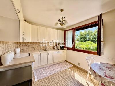 Maison - 83 m² - 6 pièces