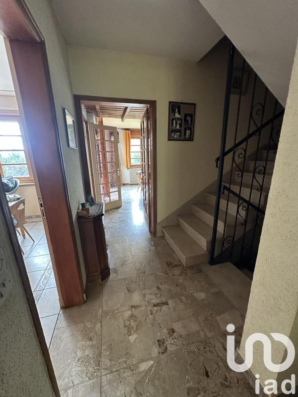 Maison - 186 m² - 9 pièces