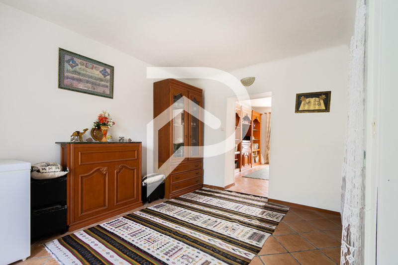 Maison - 169 m² - 7 pièces