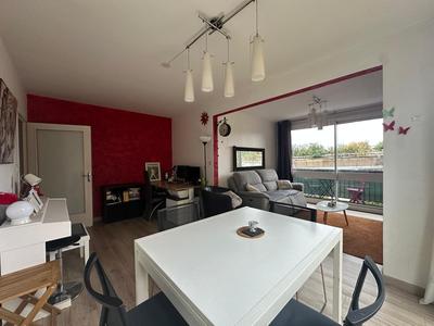 Appartement - 83 m² - 5 pièces