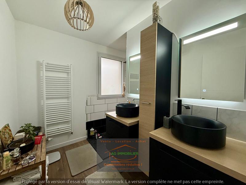 Maison - 100 m² - 6 pièces