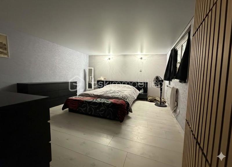 Maison - 160 m² - 7 pièces