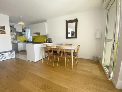 Appartement - 77 m² - 4 pièces