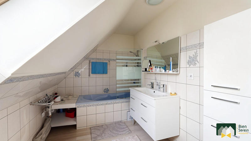 Maison - 120 m² - 6 pièces