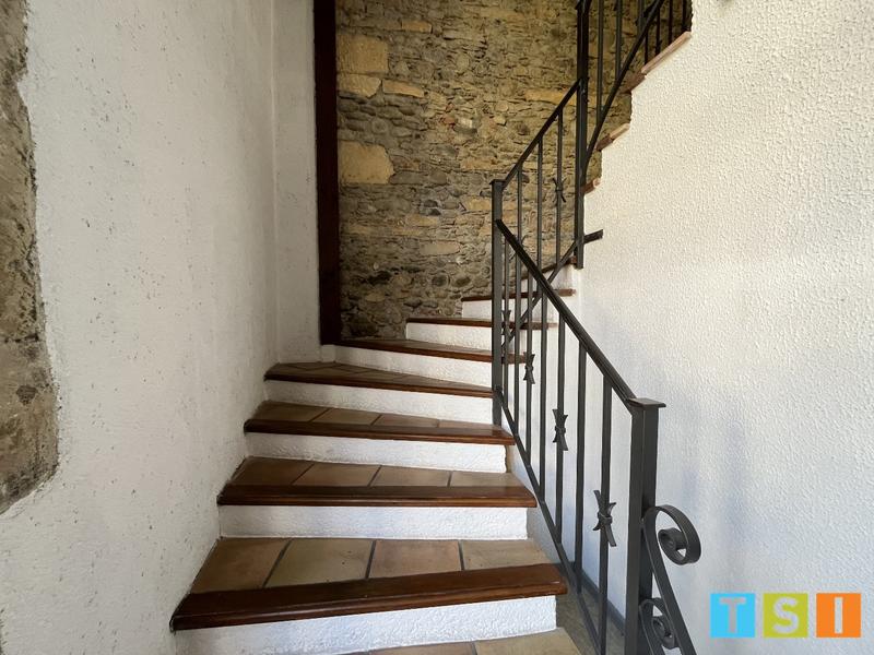 Immeuble mixte - 597 m²