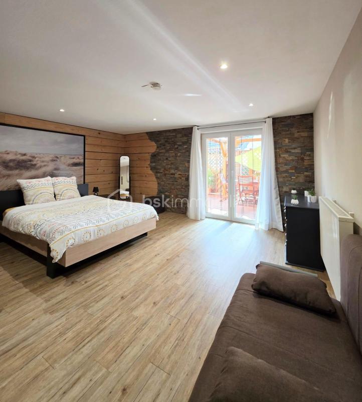 Maison - 148 m² - 7 pièces