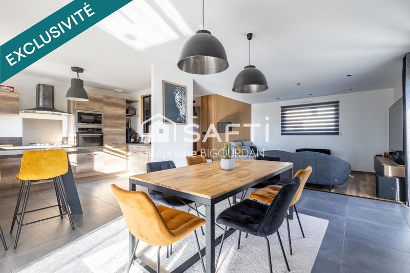 Maison - 112 m² - 5 pièces