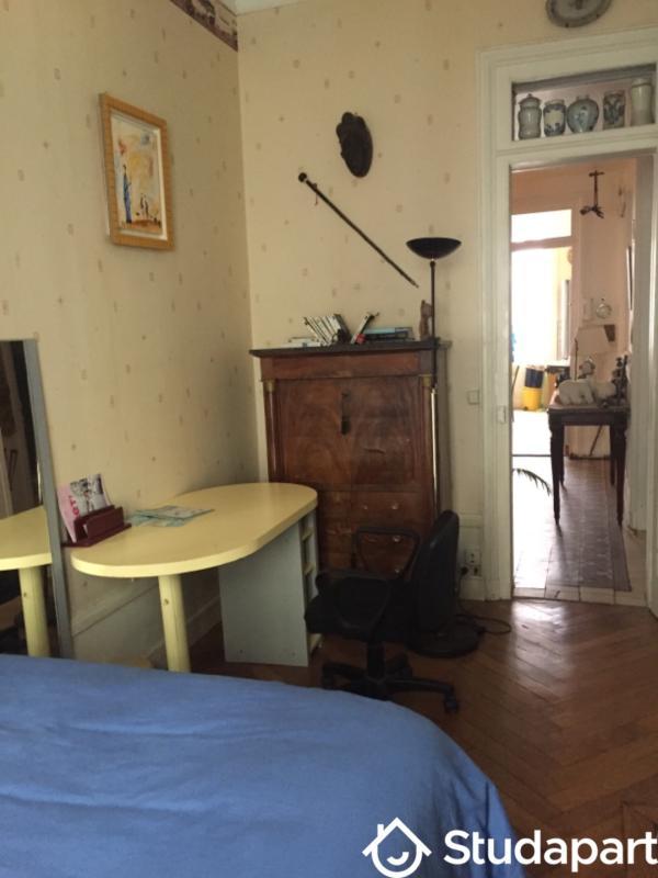 Chambre - 11 m² - 1 pièce