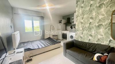 Studio - 20 m² - 1 pièce