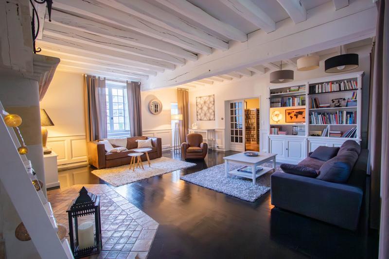 Maison ancienne - 298 m² - 9 pièces