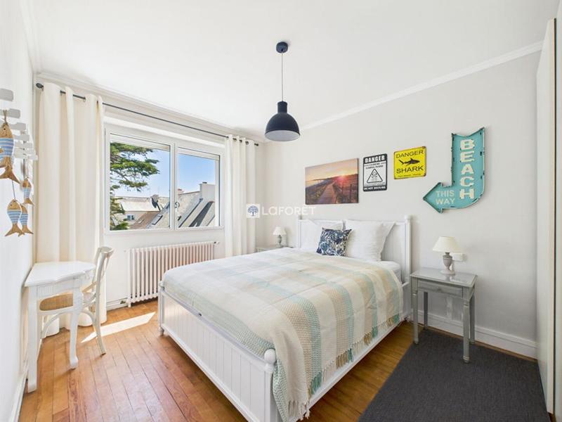 Maison - 180 m² - 8 pièces