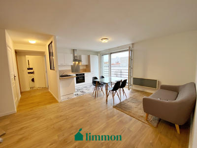 Appartement - 77 m² - 5 pièces