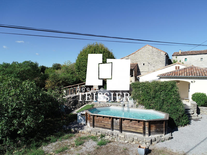 Maison - 146 m² - 7 pièces