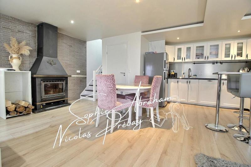 Maison - 73 m² - 6 pièces