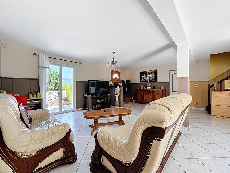 Maison - 124 m² - 5 pièces