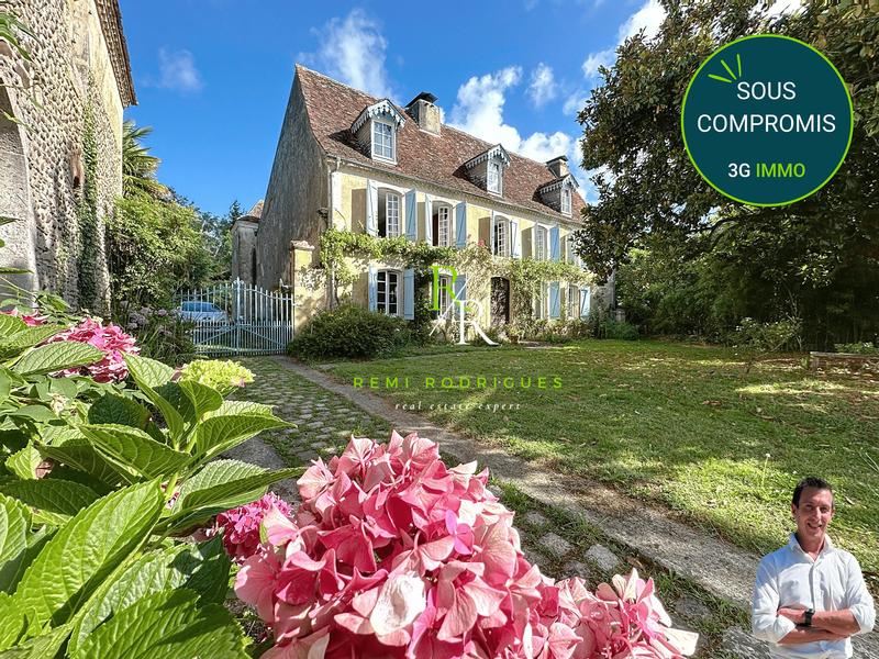 Maison de maîtres - 326 m² - 11 pièces