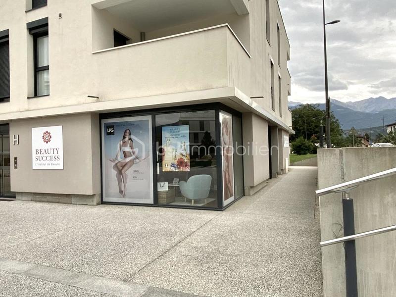 Beauté / Bien-être - 130 m²