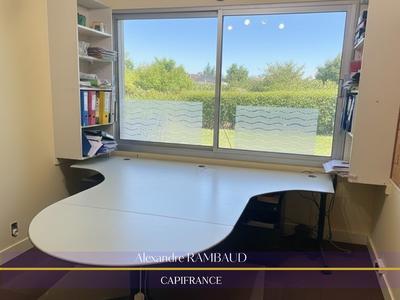 Maison - 231 m² - 8 pièces