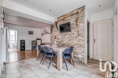 Maison - 150 m² - 7 pièces